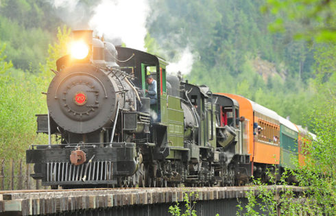 Mt. Rainier Scenic Railroad chugs again